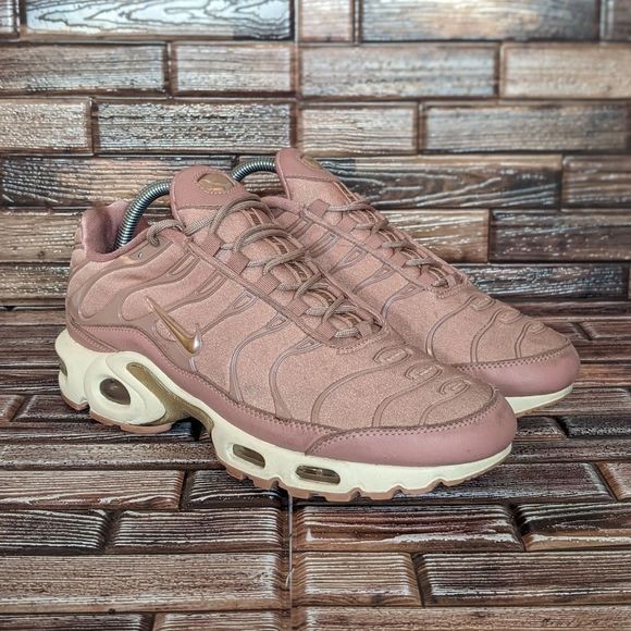nike air max plus rust pink